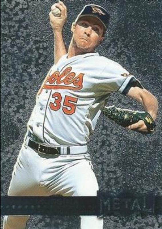 Mike Mussina 1996 Metal Universe #6 Platinum RAW