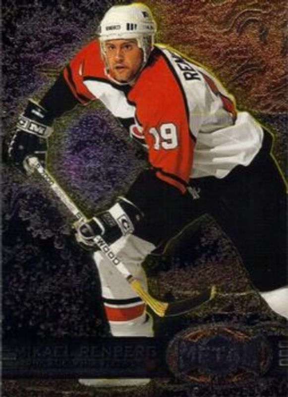 1996 Fleer Metal Universe #115 Base