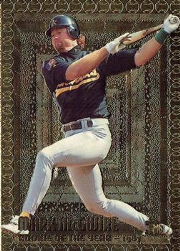 Mark McGwire 1995 Topps Embossed #107 Golden Idols RAW