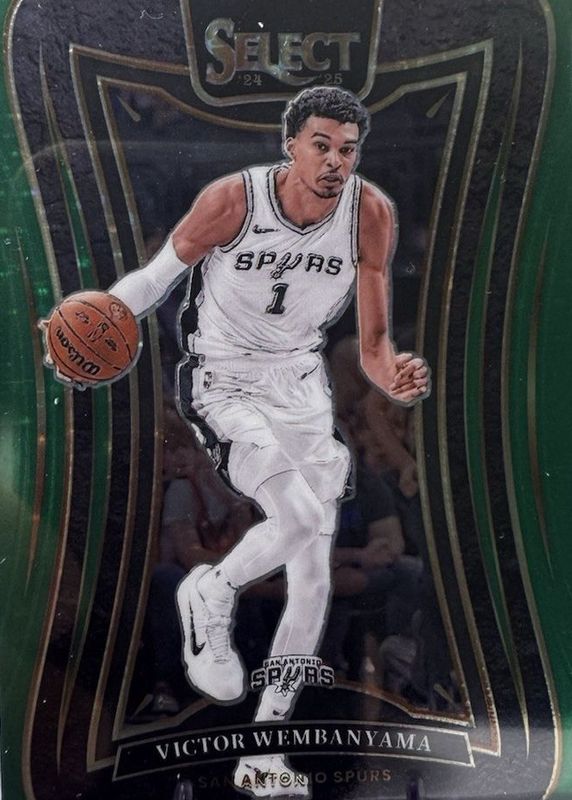 Victor Wembanyama 2024 Select #309 Mezzanine Green Stars RAW