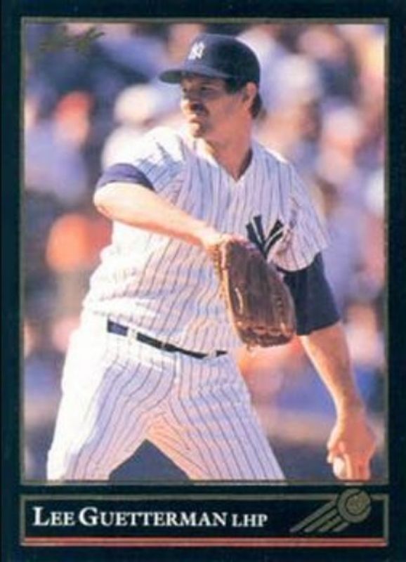 1992 Leaf #320 Black & Gold