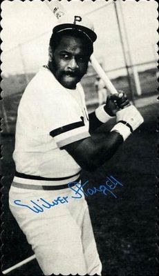 1974 Topps Deckle Edge #31 Base