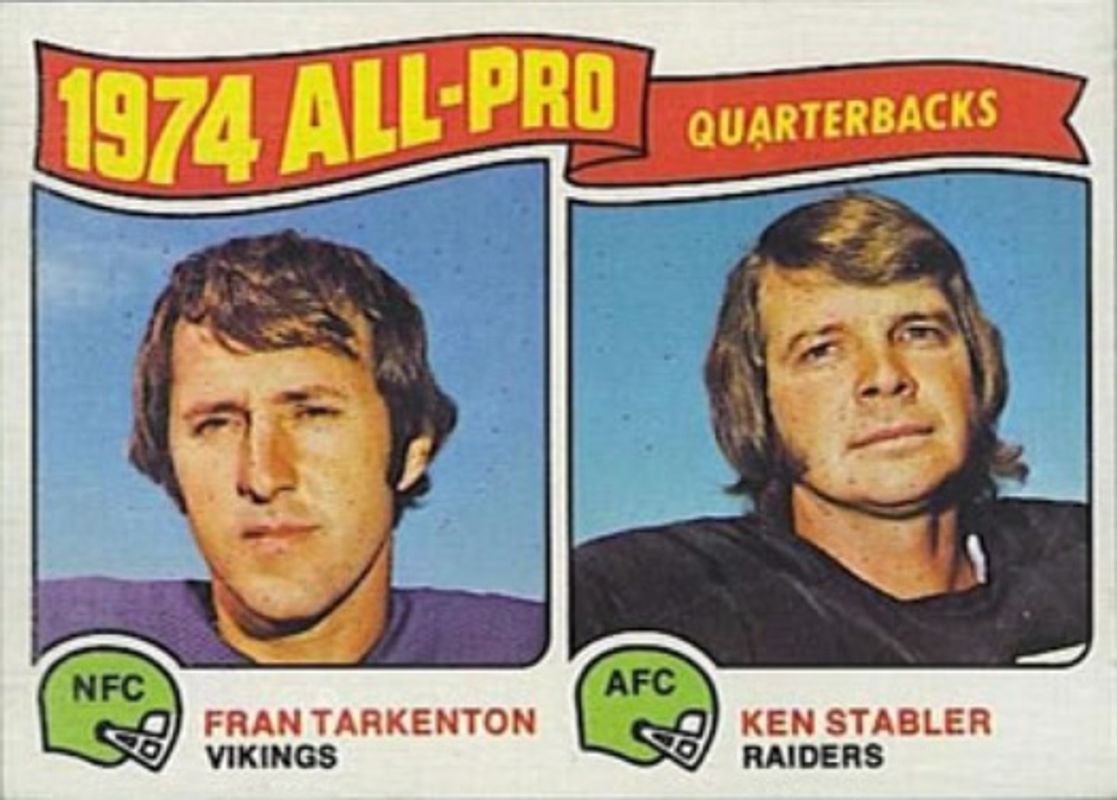 1975 Topps #208 Base