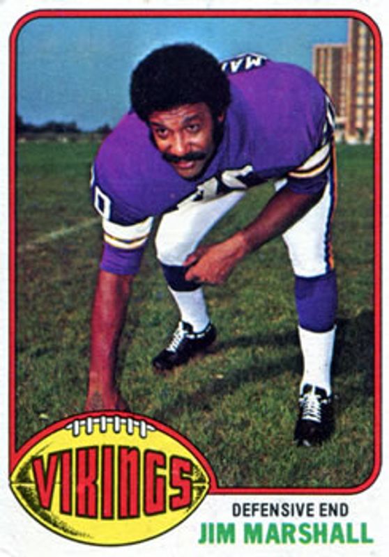 1976 Topps #385 Base