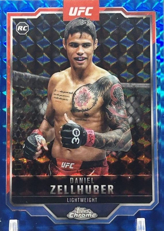 2025 Topps Chrome UFC #189 Blue Geometric Refractor /99