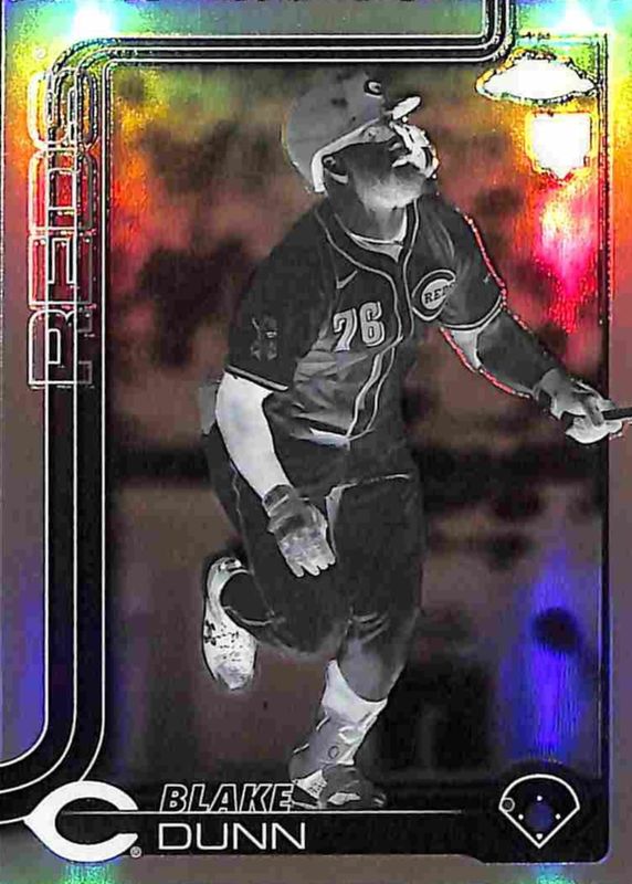 2025 Topps Chrome #161 Negative Refractor