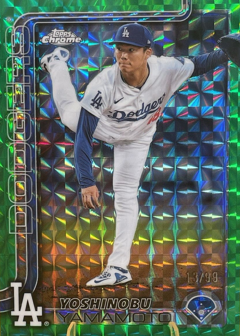 Yoshinobu Yamamoto 2025 Topps Chrome #179 Green Geometric