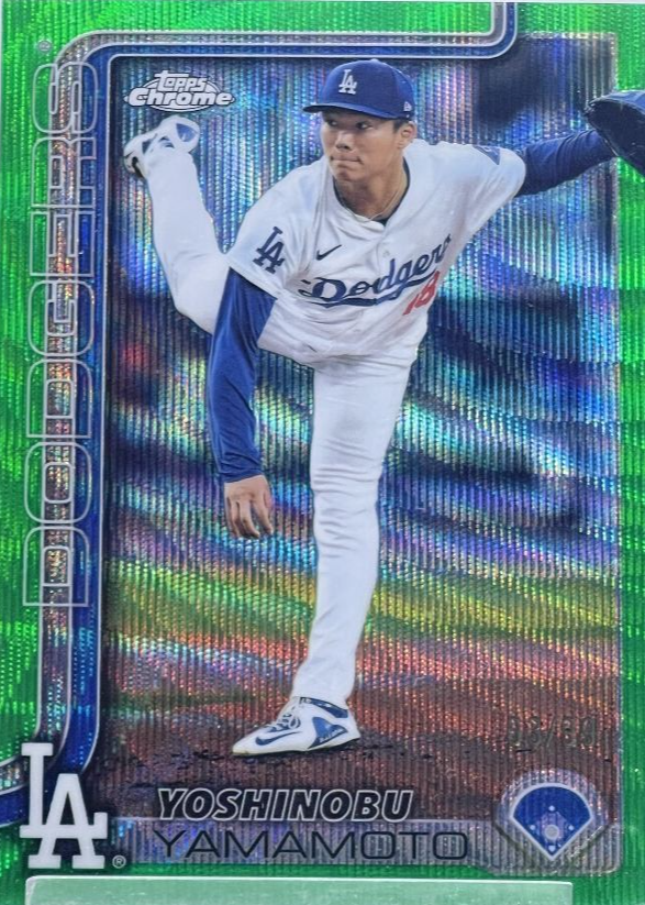 Yoshinobu Yamamoto 2025 Topps Chrome #179 Green Wave Refractor /99