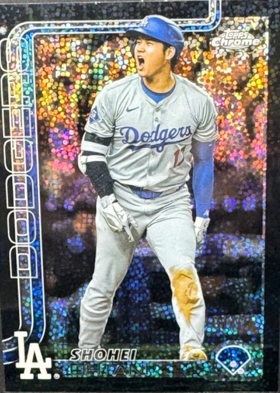 Shohei Ohtani 2025 Topps Chrome #1 Image Variation - Black Speckle Refractor /10 RAW