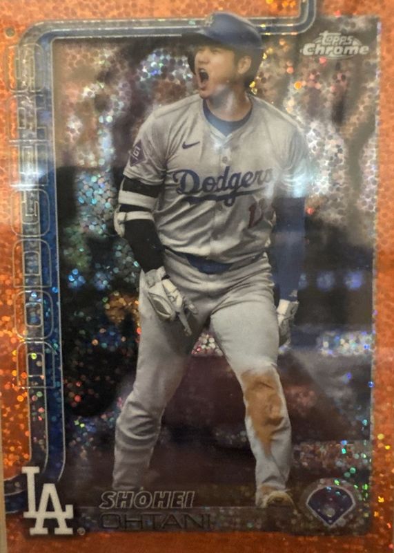 Shohei Ohtani 2025 Topps Chrome #1 Image Variation - Orange Speckle Refractor /25 RAW