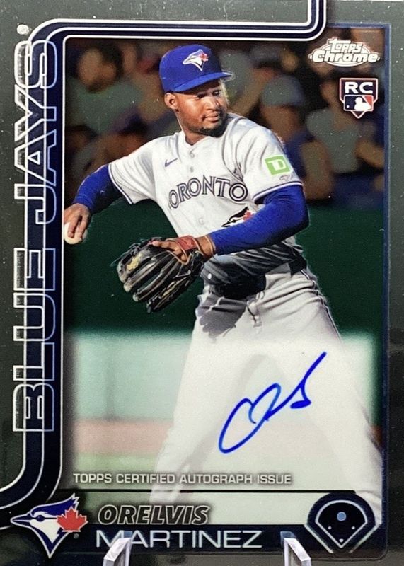 2025 Topps Chrome #RA-OM Rookie Autographs