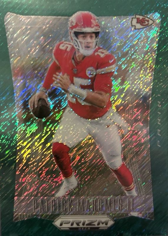 Patrick Mahomes II 2024 Prizm Deca #153 FOTL Green Shimmer /12 RAW