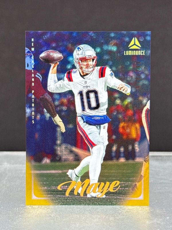 Drake Maye 2025 Luminance #14 Gold /299 RAW