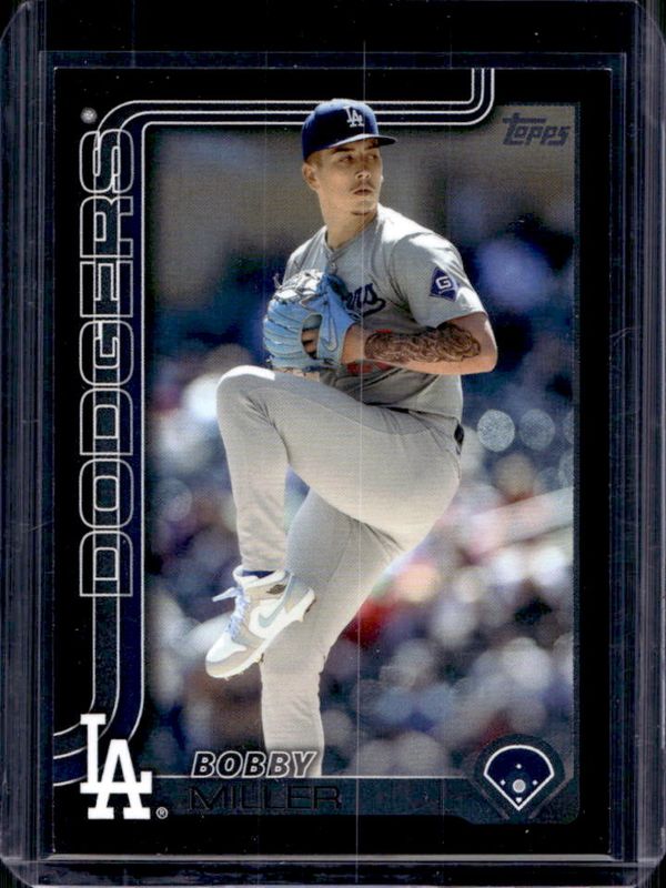 2025 Topps #652 Black /74