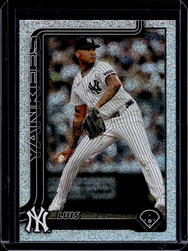Luis Gil 2025 Topps #321 Silver Crackle Foilboard RAW