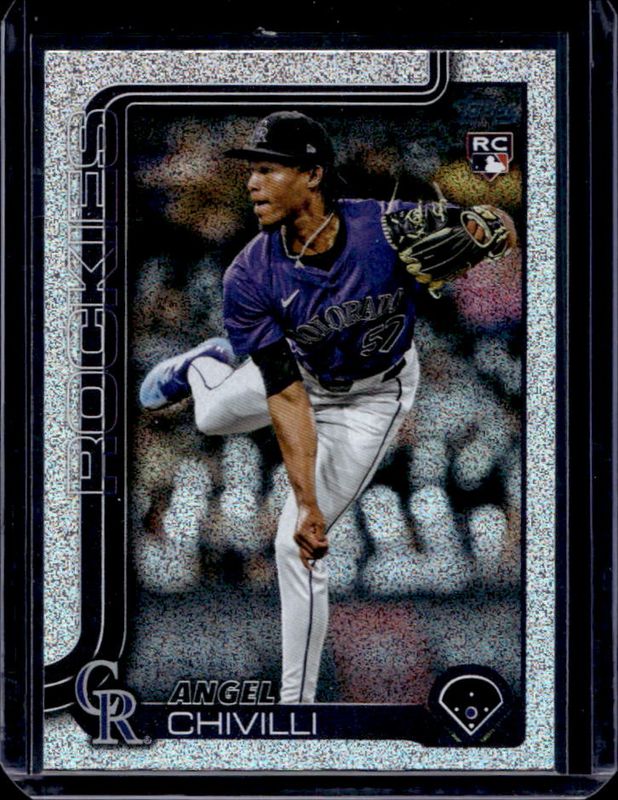 2025 Topps #370 Sandglitter