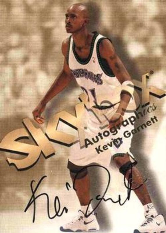 Kevin Garnett 1998 SkyBox Thunder Autographics RAW