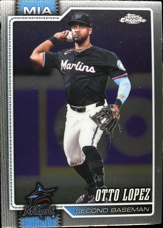 2026 Topps Chrome #116 Base