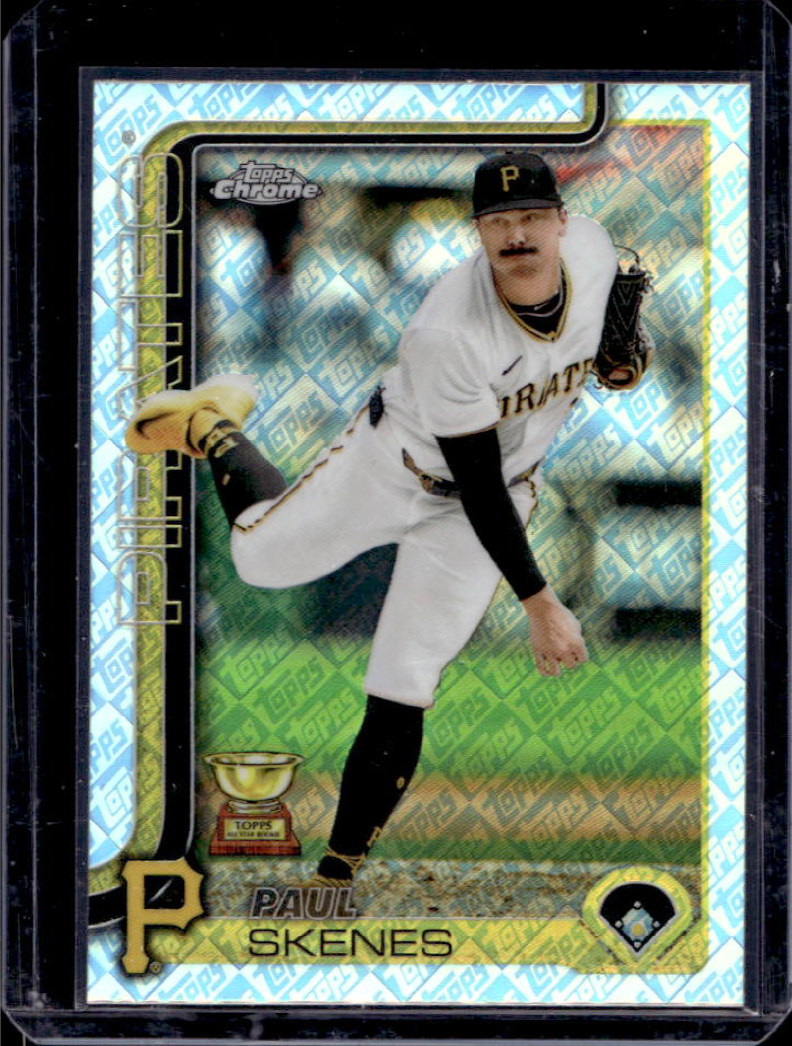 Paul Skenes 2025 Topps Chrome Logofractor Edition #300 Base Price 