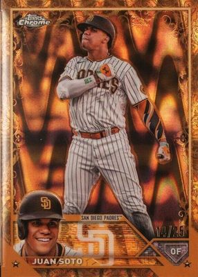 2023 Topps Gilded Collection #66 RayWave Gold Etch Refractor /25