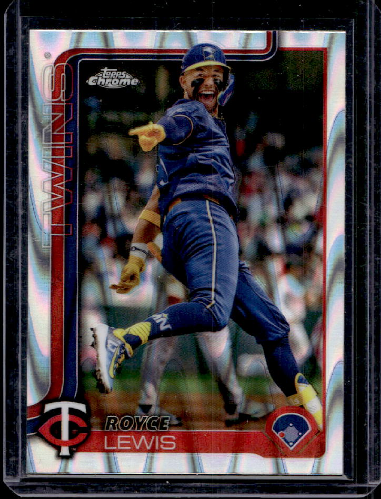 Royce Lewis 2025 Topps Chrome #254 RayWave Refractor Price Guide