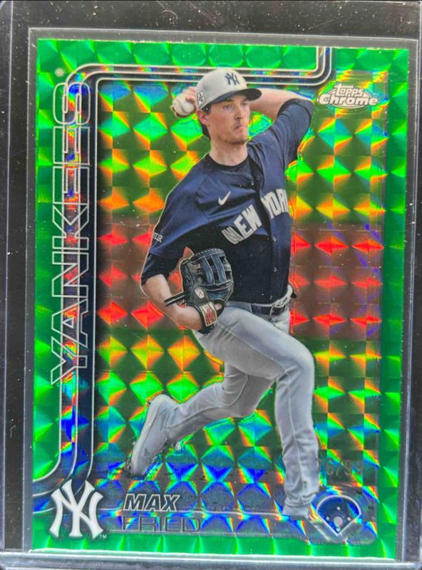 Max Fried 2025 Topps Chrome #39 Green Geometric Refractor /99 RAW