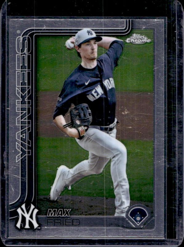 Max Fried 2025 Topps Chrome #39 Base RAW