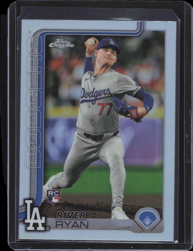 River Ryan 2025 Topps Chrome #18 Refractor Rookie RAW