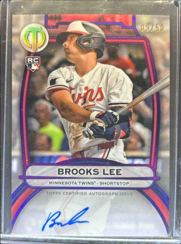 Brooks Lee 2025 Topps Tribute #TA-BL Tribute Autograph - Purple /50 Rookie RAW