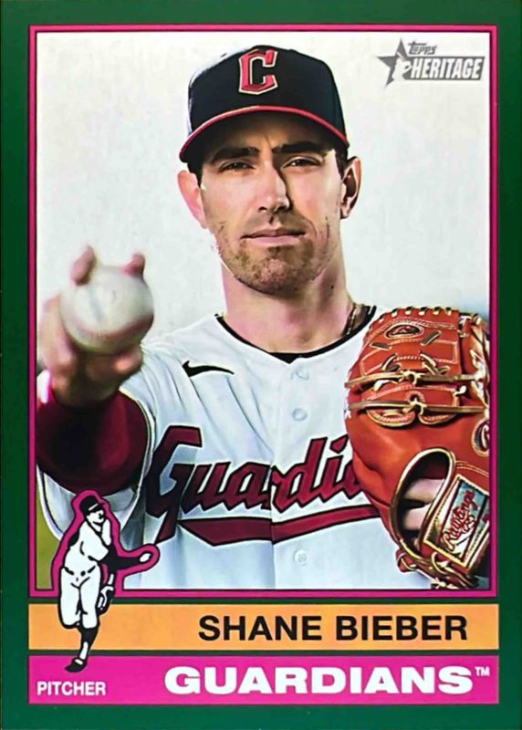 2025 Topps Heritage #477 Dark Green Border