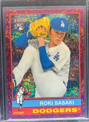 2025 Topps Heritage #224 Chrome - Pink Sparkle Refractor