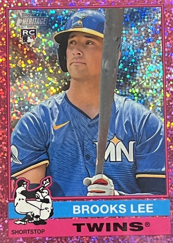 Brooks Lee 2025 Topps Heritage #63 Chrome - Pink Sparkle Refractor Rookie RAW