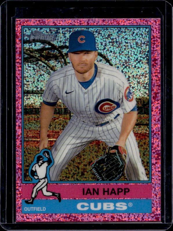 Ian Happ 2025 Topps Heritage #222 Chrome - Pink Sparkle Refractor RAW