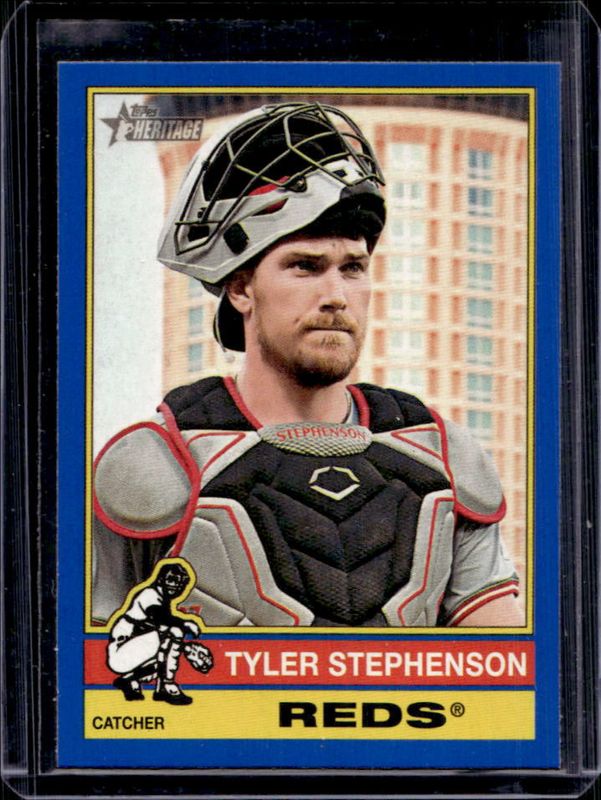 2025 Topps Heritage #46 Dark Blue Border
