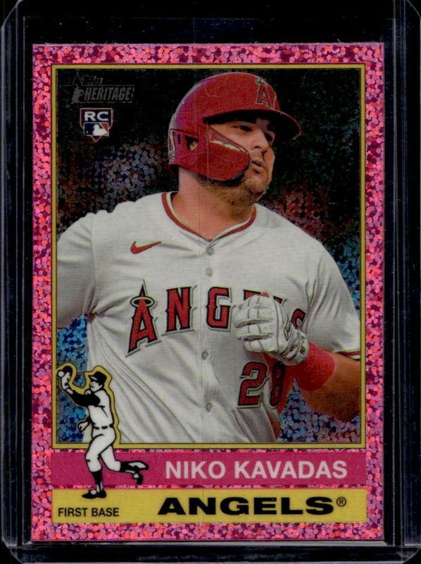 2025 Topps Heritage #320 Chrome - Pink Sparkle Refractor