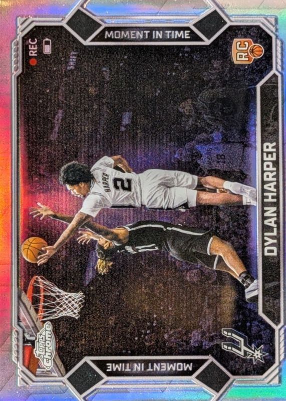 2025 Topps Chrome Update #MT-17 Moment In Time - Refractor