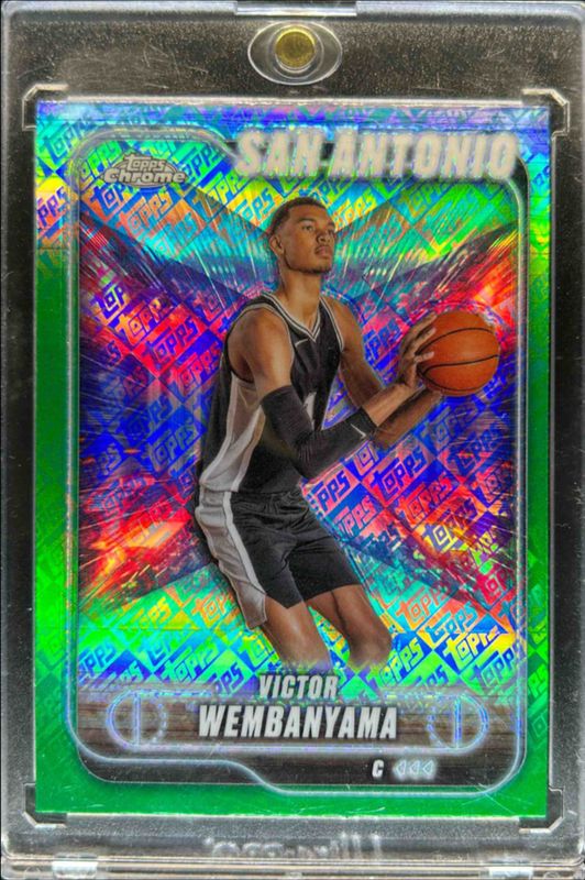 Victor Wembanyama 2024 Topps Chrome #193 Topps Green Refractor RAW