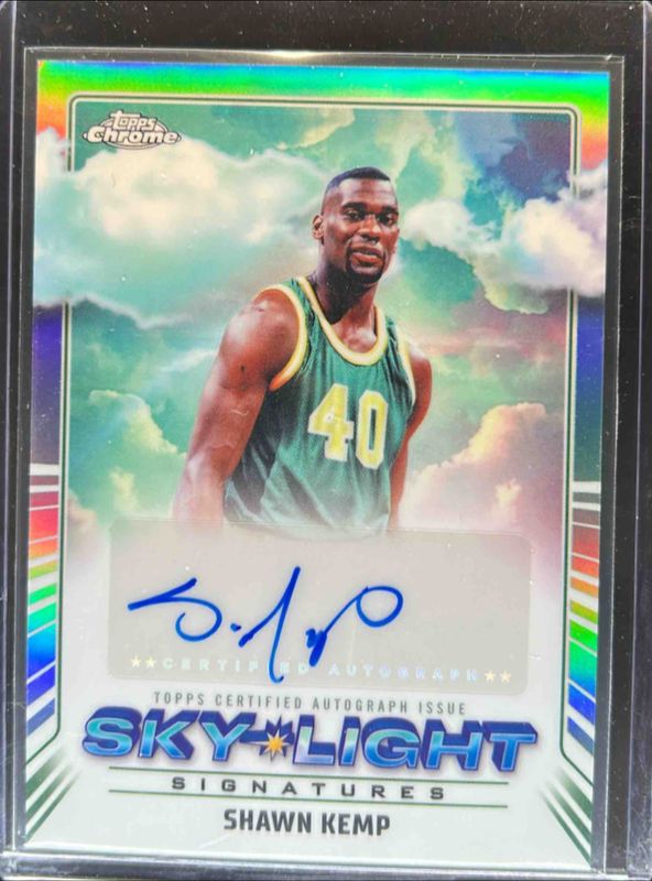 Shawn Kemp 2024 Topps Chrome #SLS-SK Sky Light Signatures - Refractor RAW