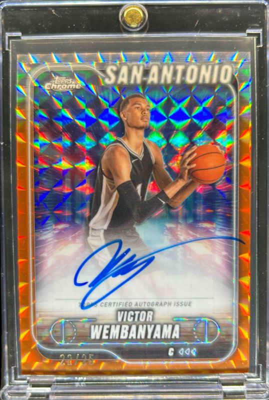Victor Wembanyama 2024 Topps Chrome #TCA-VW Chrome Autographs - Orange Geometric Refractor /25 RAW