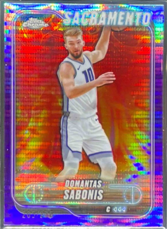 Domantas Sabonis 2024 Topps Chrome #153 Purple Sonar Refractor /275 RAW