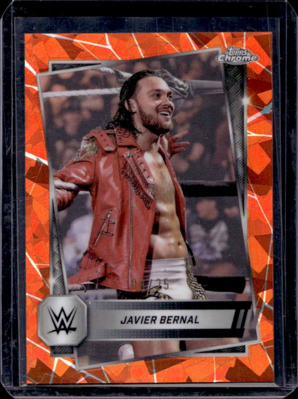 2025 Topps Chrome WWE Sapphire Edition #61 Base Chrome - Orange Refractor /25