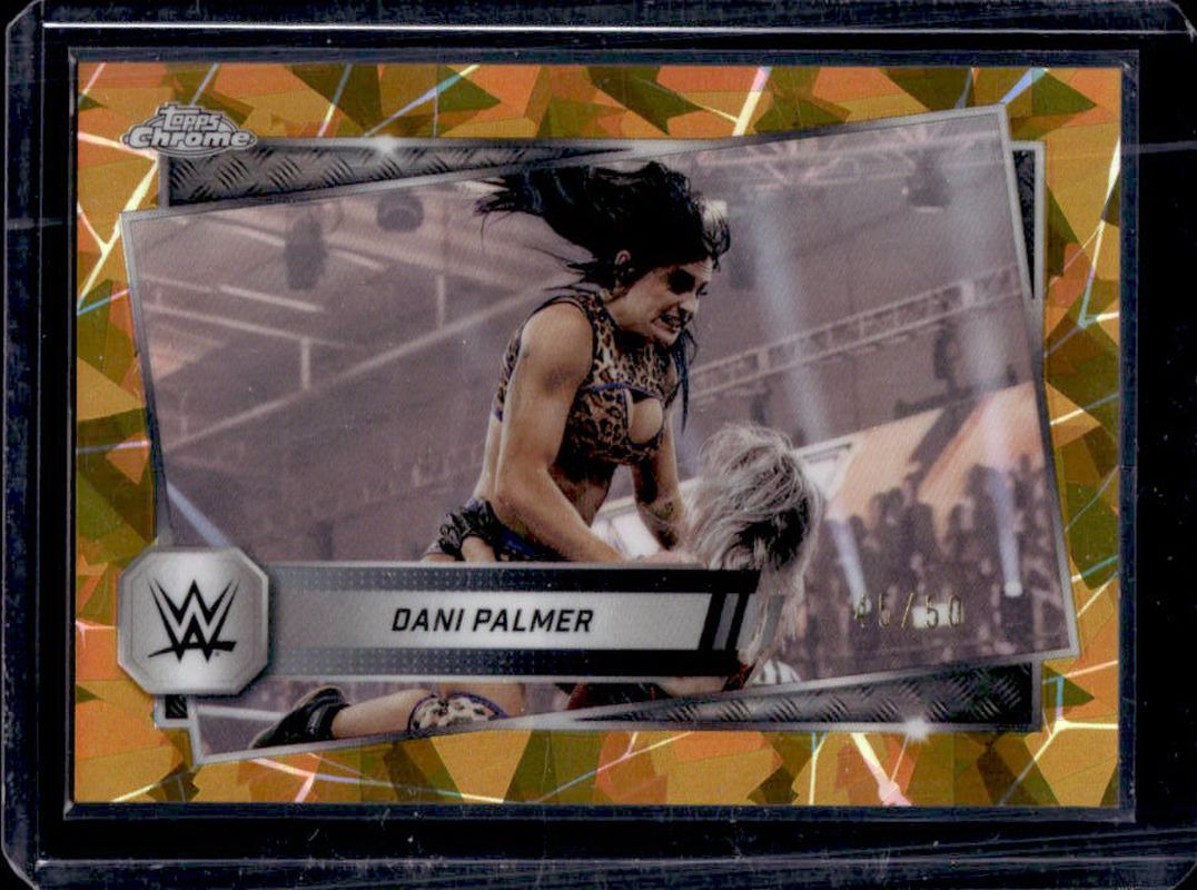 2025 Topps Chrome WWE Sapphire Edition #138 Base Chrome - Gold Refractor /50