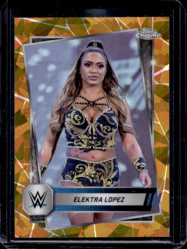2025 Topps Chrome WWE Sapphire Edition #95 Base Chrome - Gold Refractor /50