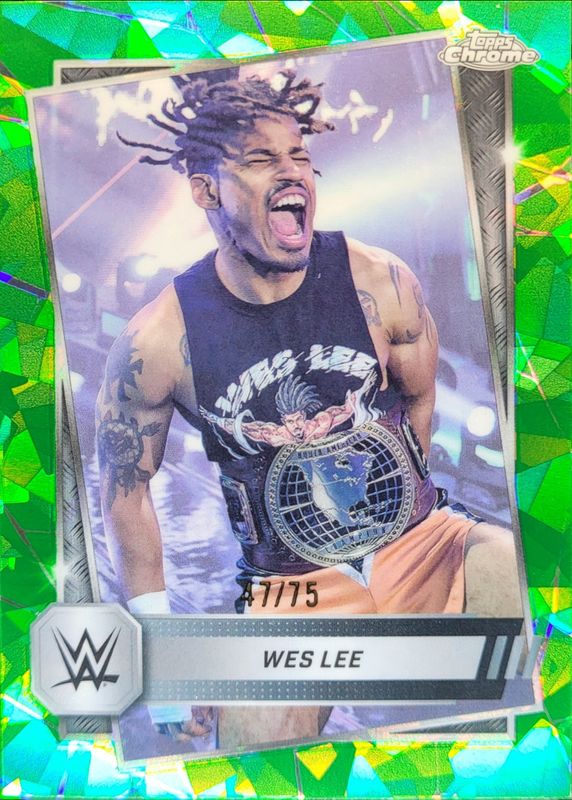 2025 Topps Chrome WWE Sapphire Edition #156 Base Chrome - Green Refractor /75