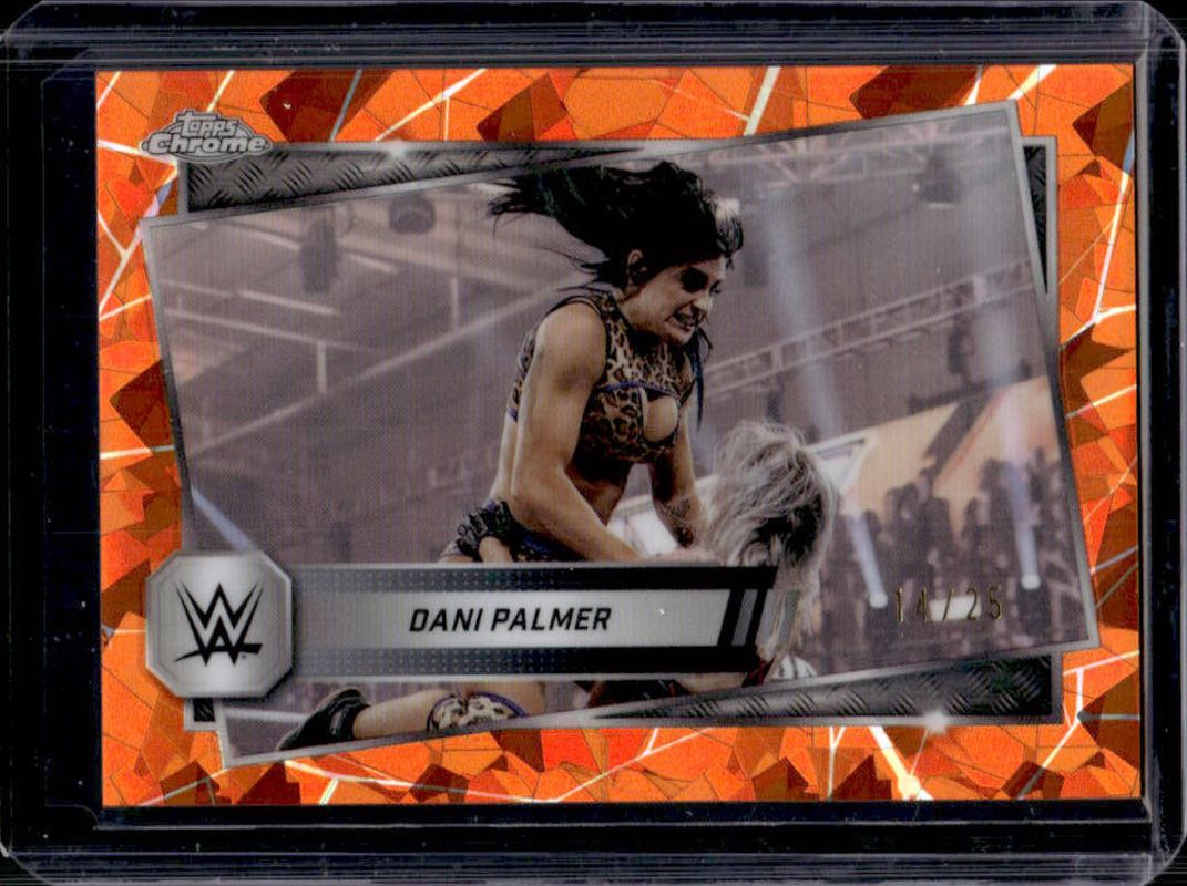 2025 Topps Chrome WWE Sapphire Edition #138 Base Chrome - Orange Refractor /25