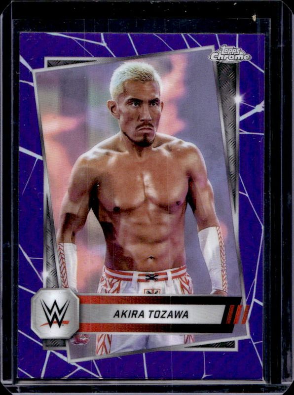 2025 Topps Chrome WWE #71 Purple Refractor