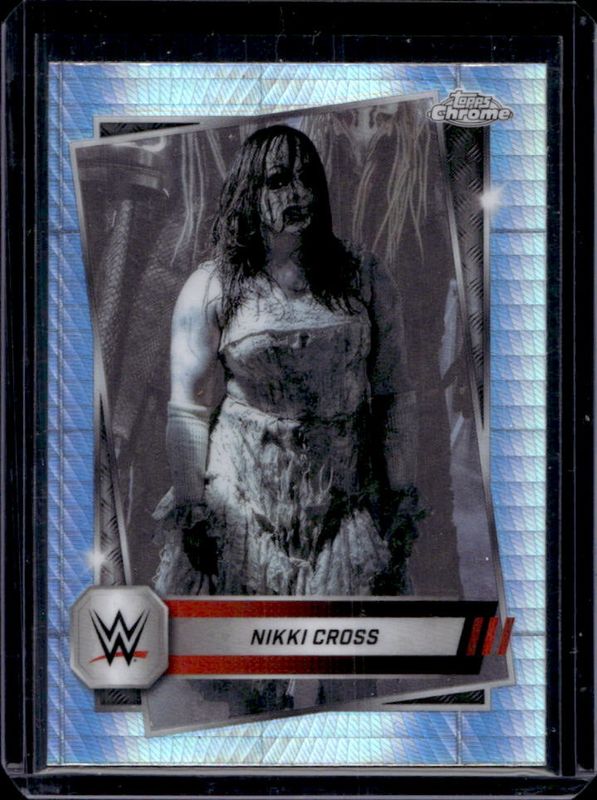 Nikki Cross 2025 Topps Chrome WWE #75 Prism Refractor RAW
