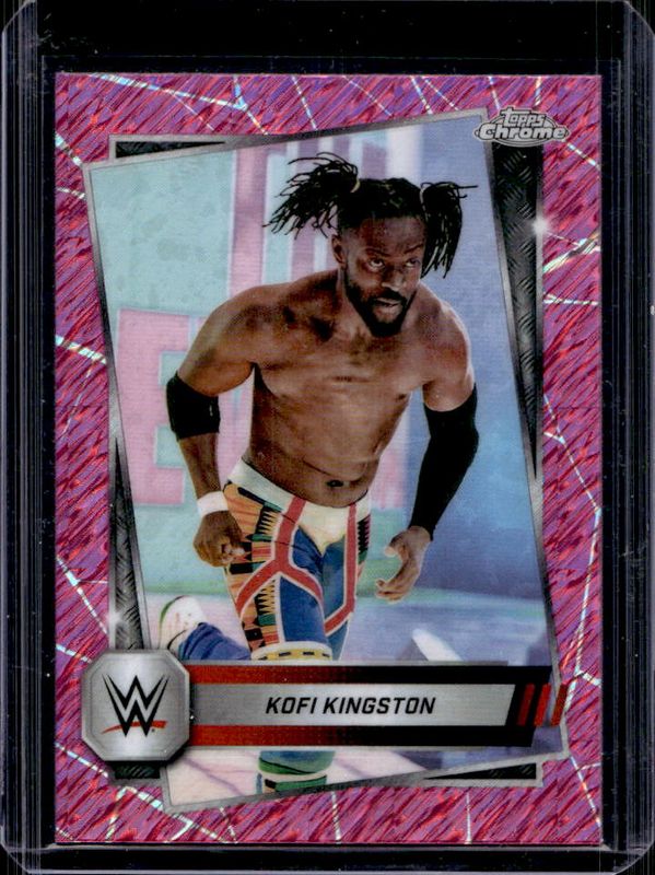 Kofi Kingston 2025 Topps Chrome WWE #166 Pink Shimmer Refractor RAW