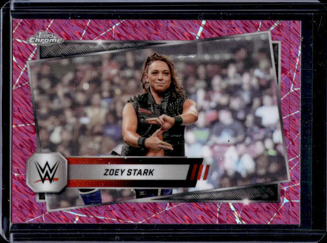 2025 Topps Chrome WWE #174 Pink Shimmer Refractor