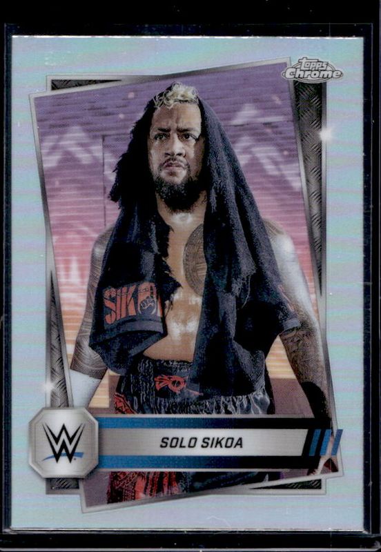 Solo Sikoa 2025 Topps Chrome WWE #17 Refractor RAW